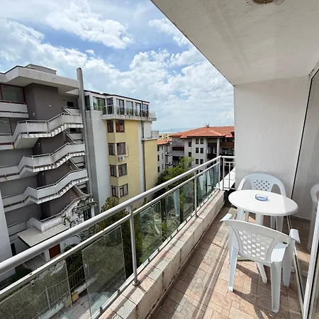 Guest house Daisy 4*
