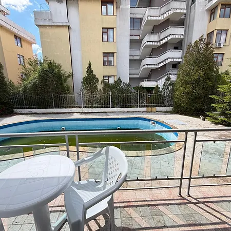 Guest house Daisy 4*