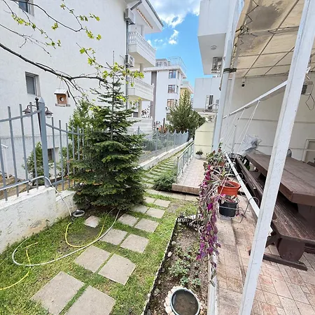 Guest house Daisy 4*